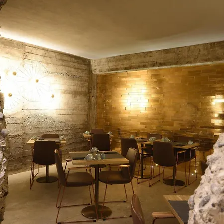Hotel Design Bex 4*